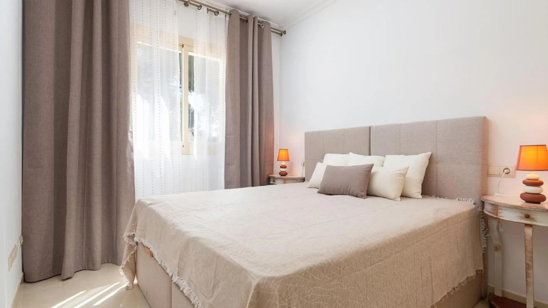 Stunning Holiday Home In Playa De Muro Spanien