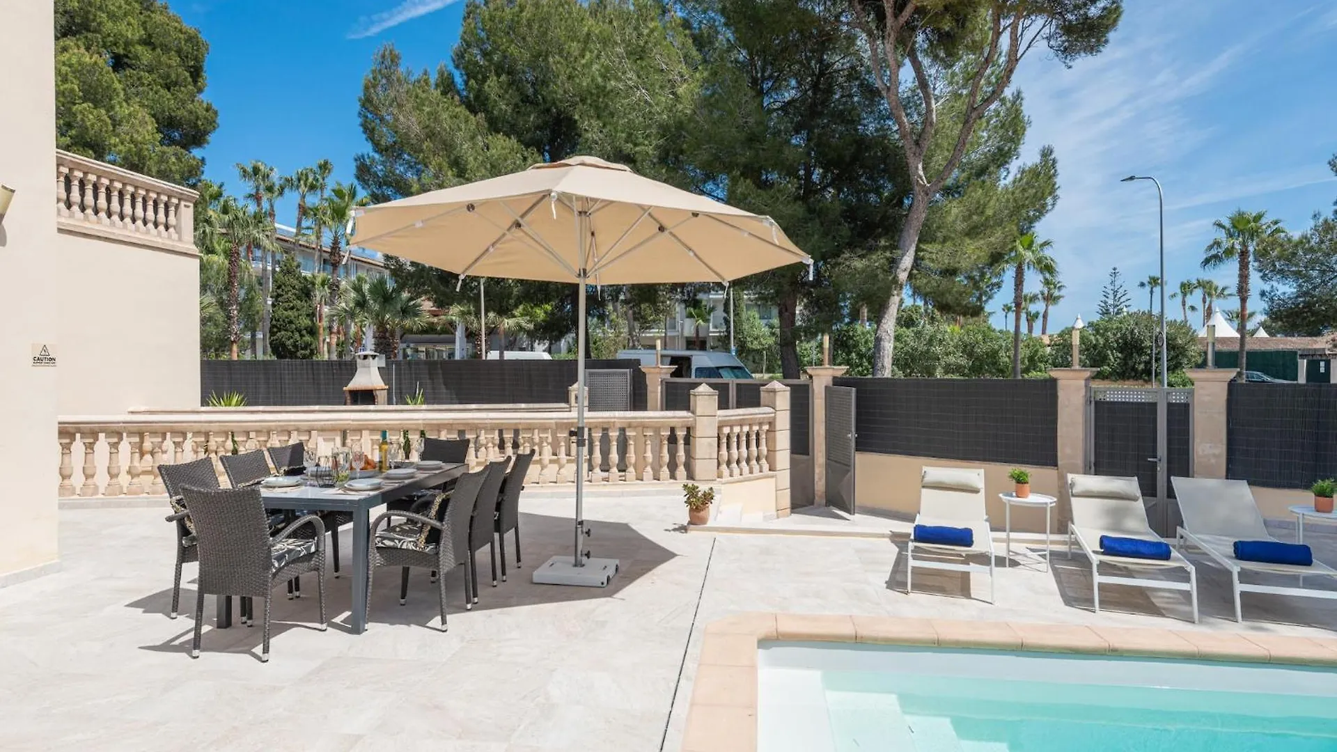 Stunning Holiday Home In Playa De Muro 0*,
