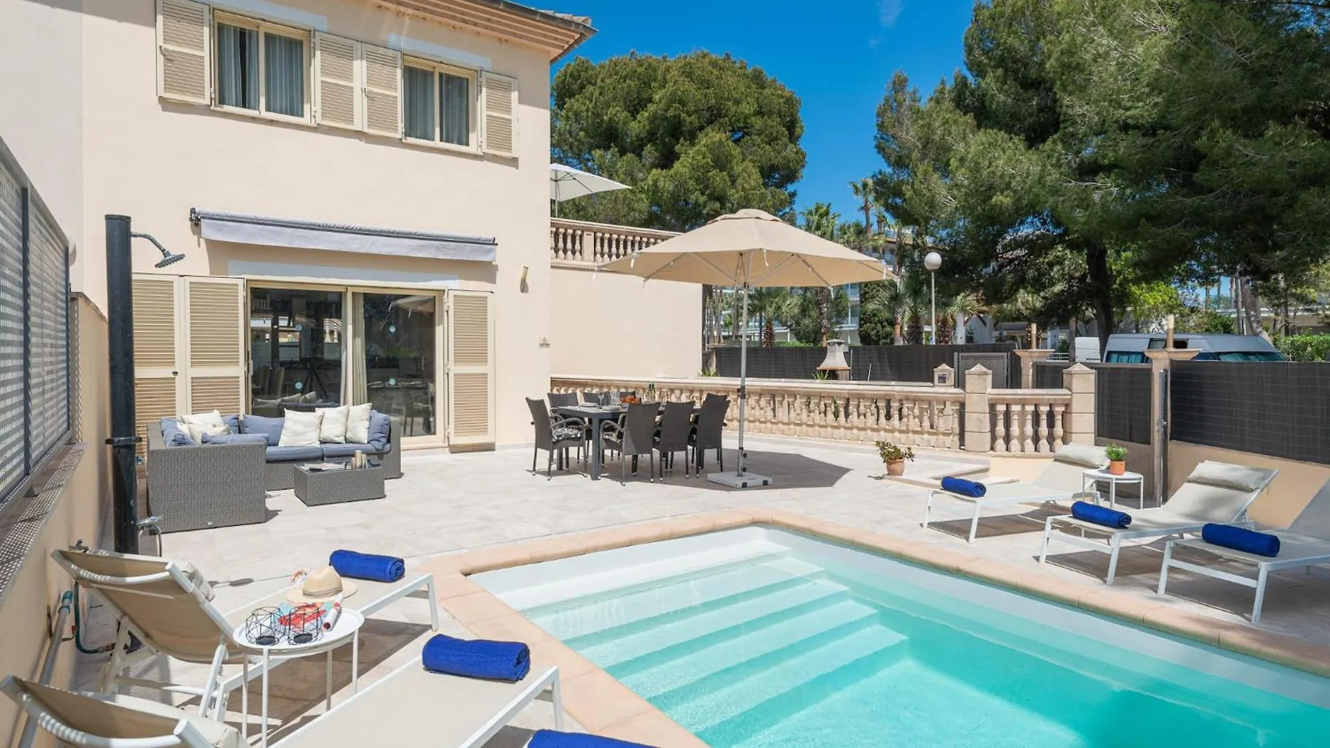 Stunning Holiday Home In Playa De Muro