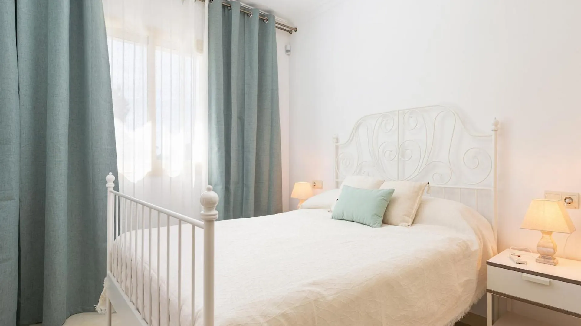 Stunning Holiday Home In Playa De Muro